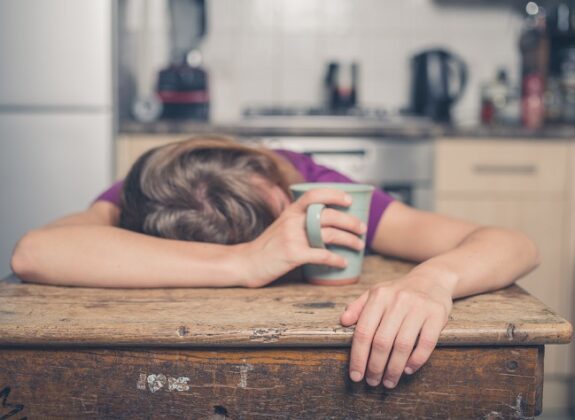 common-causes-of-fatigue-after-eating-and-how-to-prevent-it